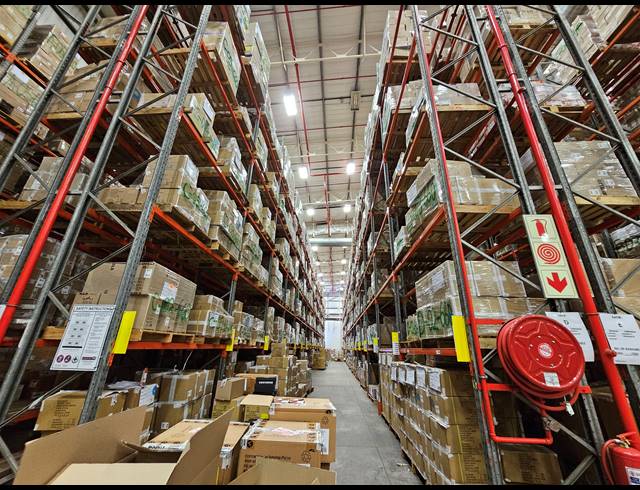 8,459M² WAREHOUSE TO LET IN RIVERHORSE VALLEY